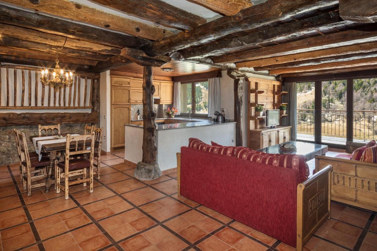 Apartaments Els Llacs Bordes d'Envalira Exterior photo