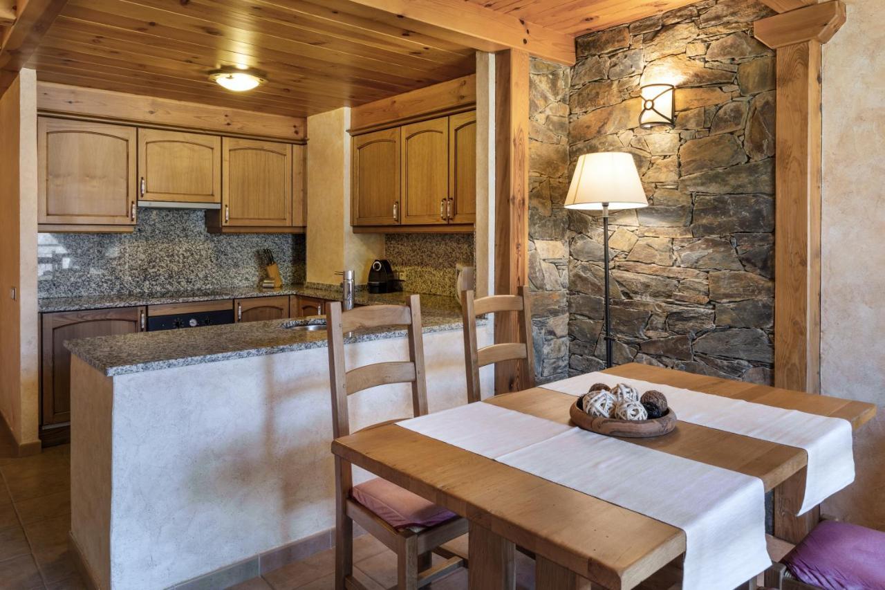 Apartaments Els Llacs Bordes d'Envalira Exterior photo