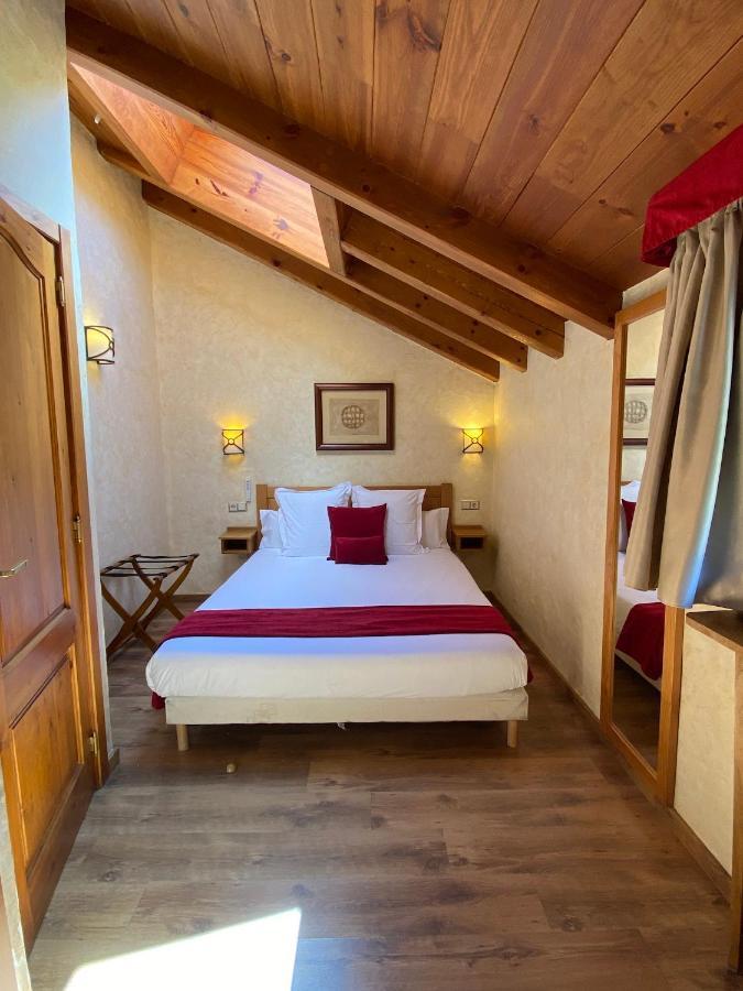 Apartaments Els Llacs Bordes d'Envalira Exterior photo