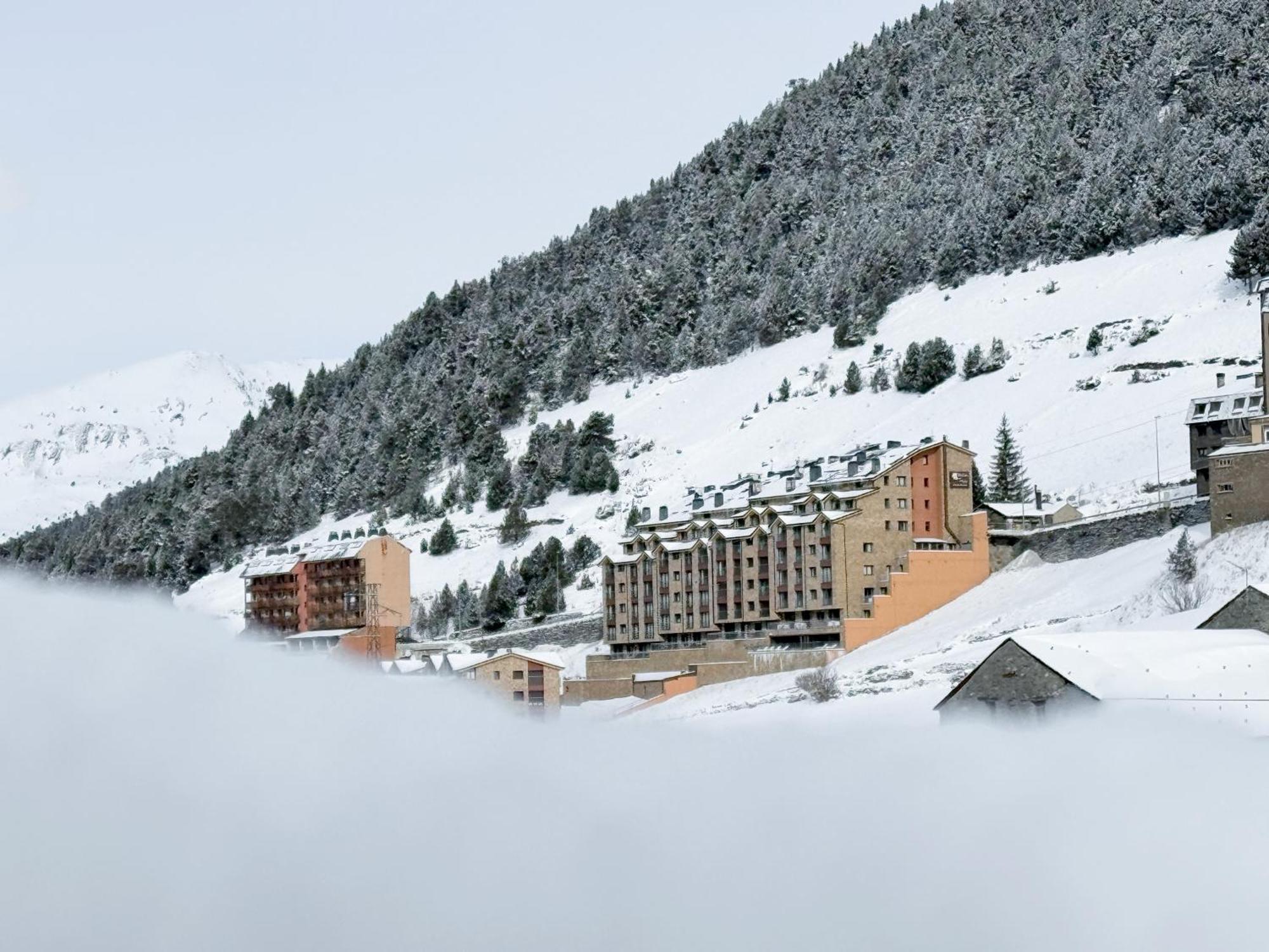 Apartaments Els Llacs Bordes d'Envalira Exterior photo